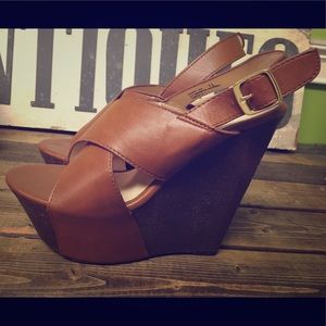 Size 7.5 bamboo brand camel colored wedges